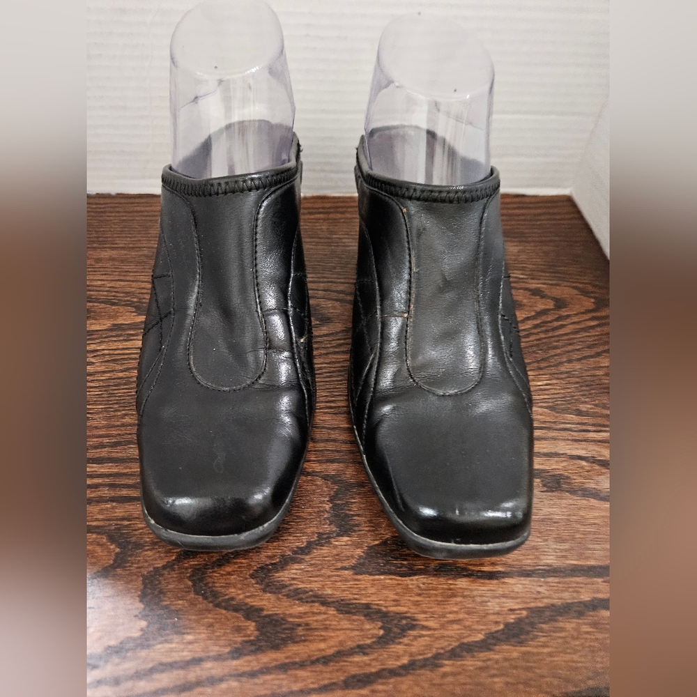 AEROSOLES size 8 Womens.(3)